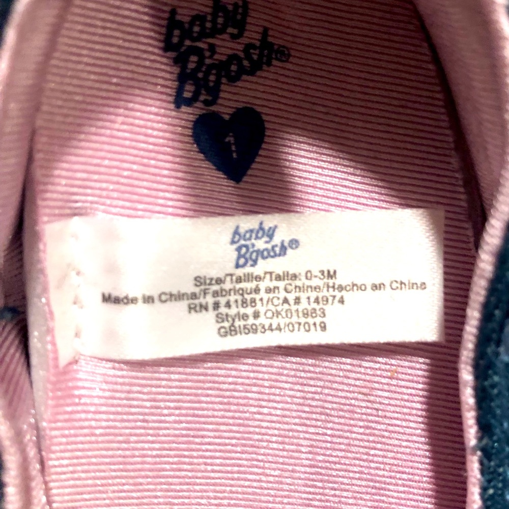 π 3/$9 π Baby Bβgosh Shoes π - Picture 5 of 6